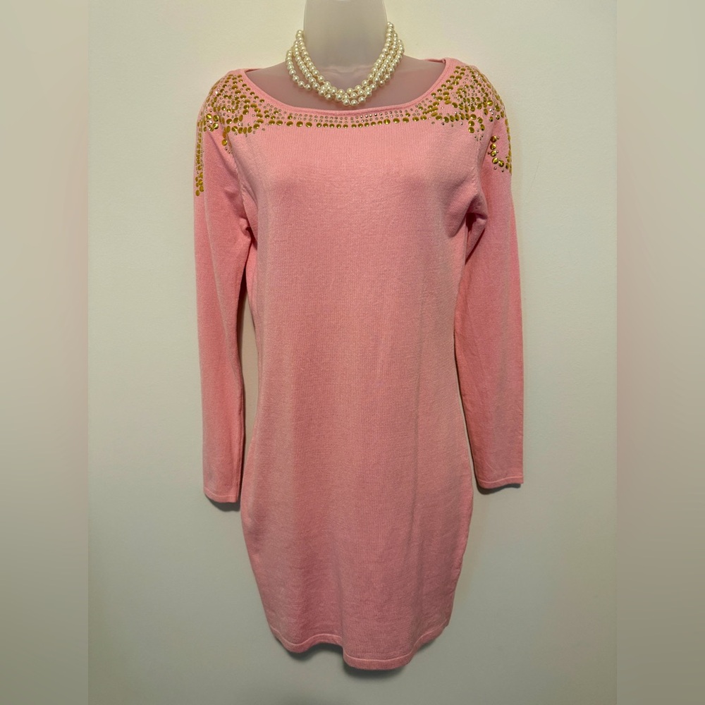 💞NWOT Super cute Say What? Pink Blush Dress with Gold Accents 💫